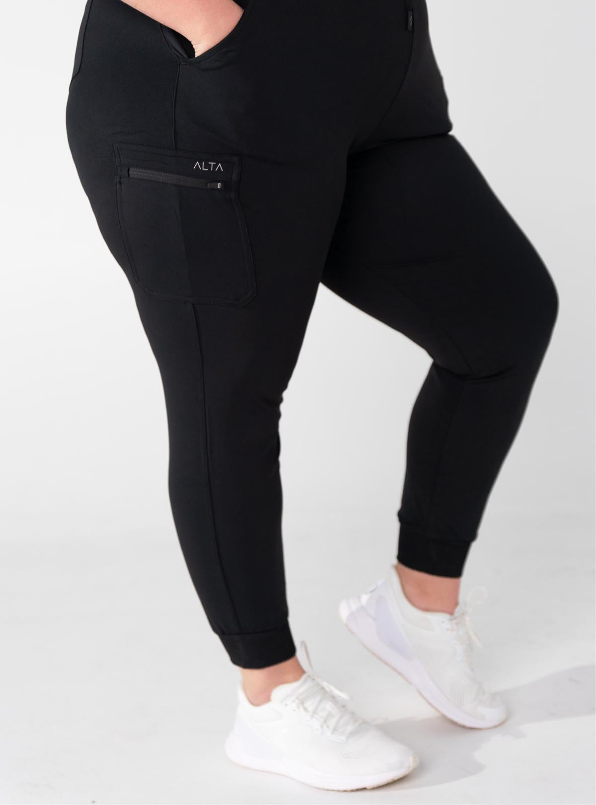 Jana™ Jogger Scrub Pant