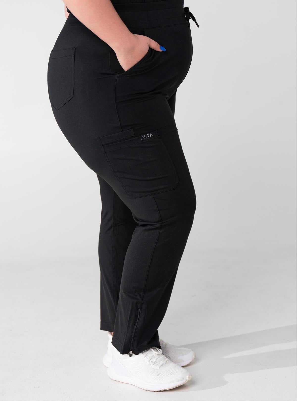 Macee™ Straight Leg Scrub Pant