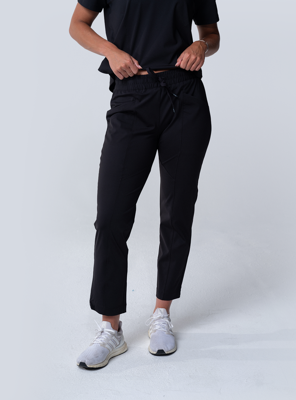 Maggie Tapered Crop Scrub Pant - Black - Front