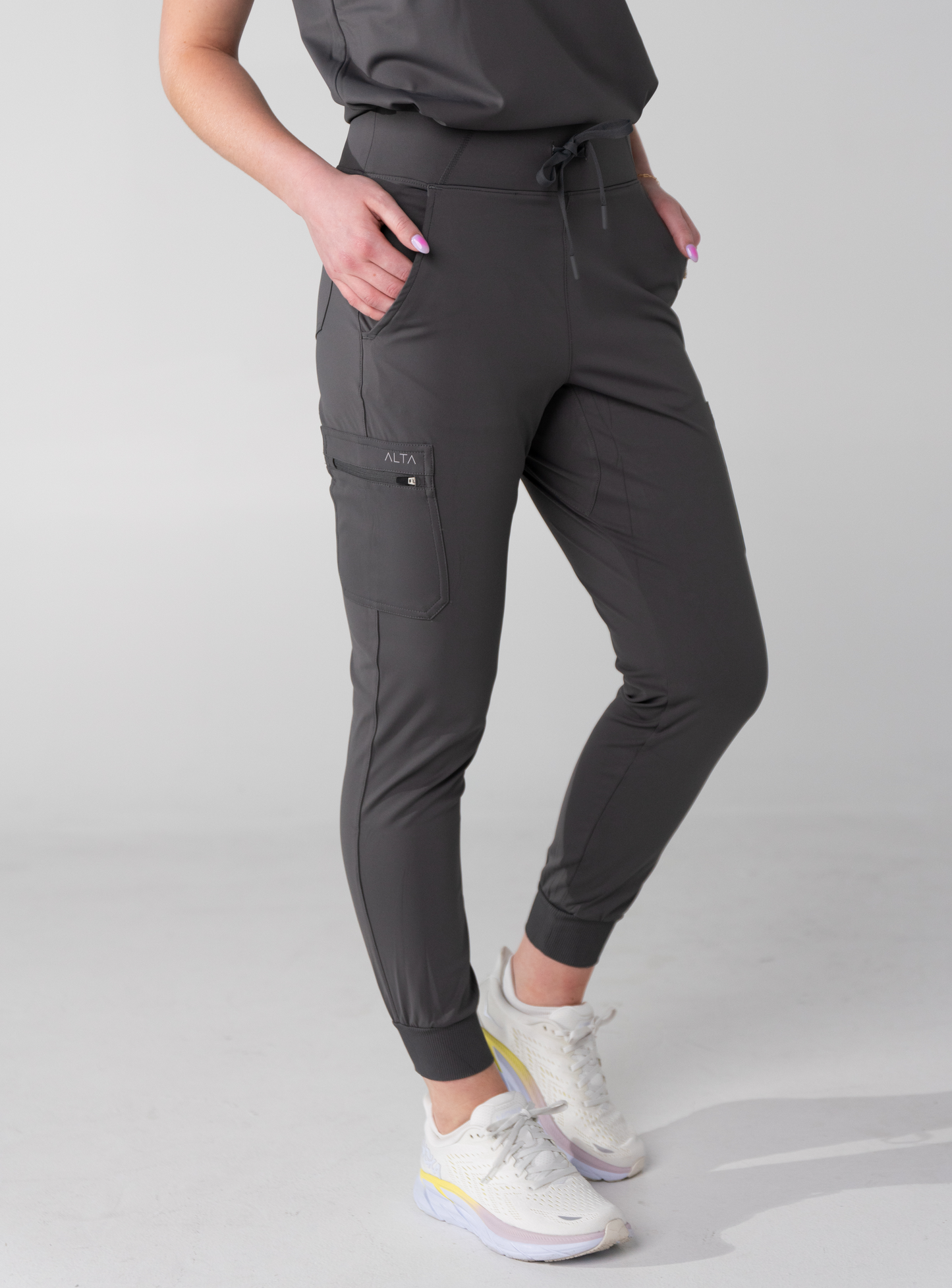 Jana™ Jogger Scrub Pant - Grey